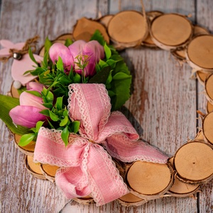 Tavaszi tulipános, nyuszis ajtódísz, kopogtató - otthon & életmód - dekoráció - ajtó- és ablak dekoráció - ajtódísz & kopogtató - Meska.hu