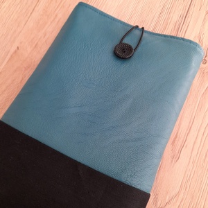 Türkiz textilbőr tok egy kis feketével (e-book, tablet, laptop tok, könyvtok) - táska & tok - ebook & tablet tok - Meska.hu