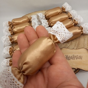 Textil szaloncukor (10 db/csomag) - karácsony - karácsonyi lakásdekoráció - karácsonyfadíszek - Meska.hu
