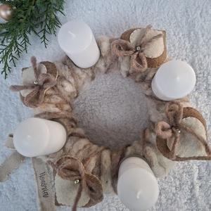 Adventi koszorú-gyapjúfilc-Vintage hangulat - karácsony - adventi díszek - adventi koszorú - Meska.hu