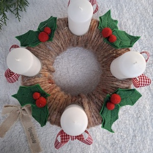Adventi koszorú-gyapjúfilc-Piros kockás-Vintage hangulat - karácsony - adventi díszek - adventi koszorú - Meska.hu