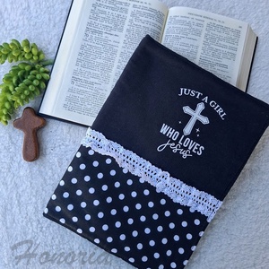Bibliaborító-könyvtartó-Fekete/pöttyös-Just a girl -Bibliatartó - Meska.hu