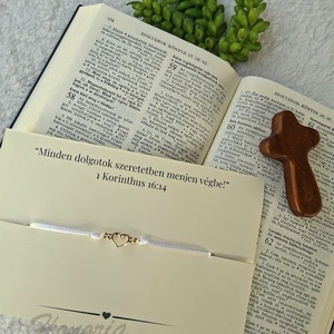 Zsinór karkötő Szív medállal-fehér-1Kor 16:14 - Meska.hu