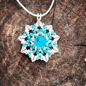 Swarovski medálos nyaklánc - ékszer - nyaklánc - medálos nyaklánc - Meska.hu