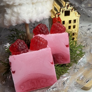 Málnás Panna cotta szappan, Szépségápolás, Szappan & Fürdés, Kézműves szappan, Szappankészítés, MESKA