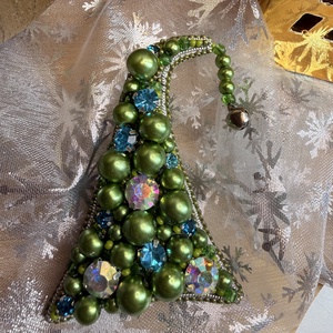 Grincsfa bross - ékszer - kitűző és bross - Meska.hu