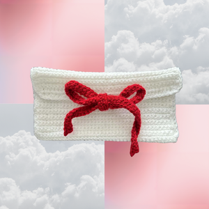 Fehér-piros masnis tartó, Otthon & Életmód, Papír, írószer, Tolltartó & Ceruzatekercs, Horgolás, MESKA