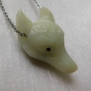 Aragonit farkasos nyaklánc - ékszer - nyaklánc - medálos nyaklánc - Meska.hu