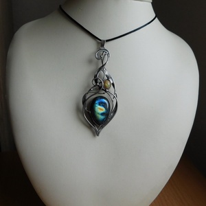 FOGLALVA! Labradorit medál opállal - ékszer - nyaklánc - medál - Meska.hu