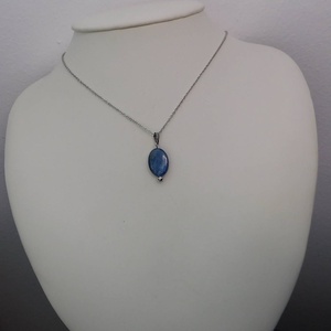 Disztén (kianit) medál - ékszer - nyaklánc - medál - Meska.hu