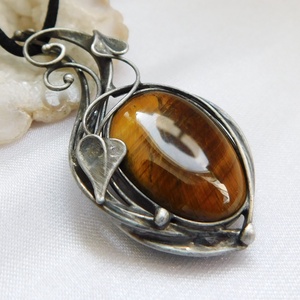 Tigrisszem medál  - ékszer - nyaklánc - medál - Meska.hu