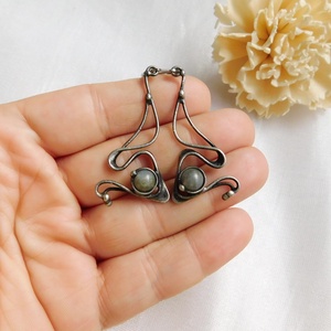 Labradorit fülbevaló - ékszer - fülbevaló - lógó fülbevaló - Meska.hu