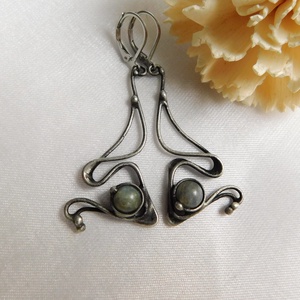 Labradorit fülbevaló - ékszer - fülbevaló - lógó fülbevaló - Meska.hu