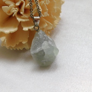 Fluorit medál - ékszer - nyaklánc - medálos nyaklánc - Meska.hu