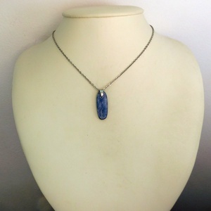 Disztén (kianit) medál - ékszer - nyaklánc - medál - Meska.hu