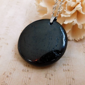 Fekete turmalin medál acél láncon - Meska.hu