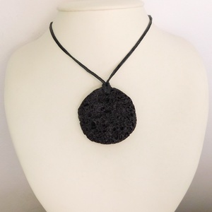 Lávakő bőr szálon - ékszer - nyaklánc - medál - Meska.hu