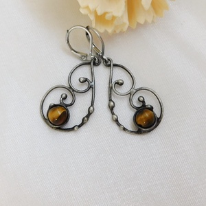 Tigrisszem fülbevaló - ékszer - fülbevaló - lógós kerek fülbevaló - Meska.hu