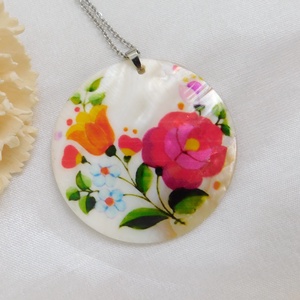 Gyöngyház virág medál acél láncon - ékszer - nyaklánc - medál - Meska.hu