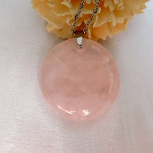 Rózsakvarc medál acél láncon - ékszer - nyaklánc - medál - Meska.hu
