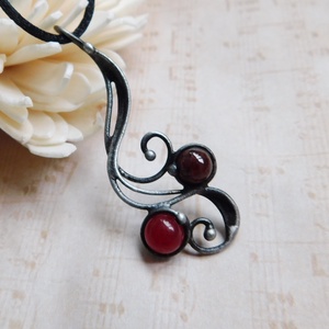 Gránát medál jádéval - Meska.hu