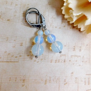 Opalit fülbevaló - ékszer - fülbevaló - lógó fülbevaló - Meska.hu