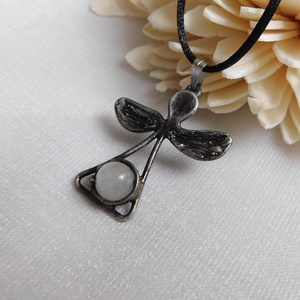 Tejkvarc angyal medál  - ékszer - nyaklánc - medálos nyaklánc - Meska.hu