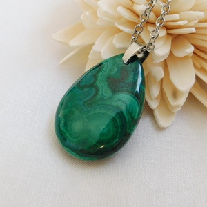 Malachit medál - ékszer - nyaklánc - medál - Meska.hu