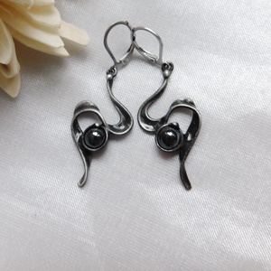 Hematit fülbevaló - ékszer - fülbevaló - lógó fülbevaló - Meska.hu