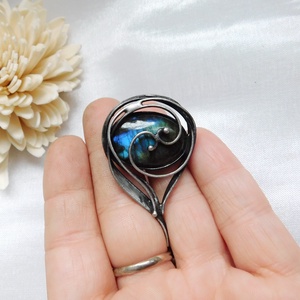 Labradorit bross / kitűző - ékszer - kitűző és bross - Meska.hu