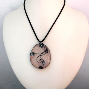 Rózsakvarc medál  - ékszer - nyaklánc - medál - Meska.hu