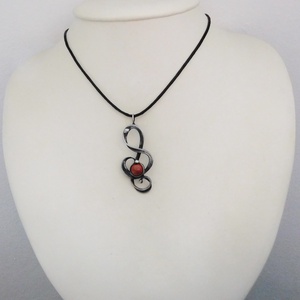 Vörös jáspis violinkulcs medál  - ékszer - nyaklánc - medálos nyaklánc - Meska.hu