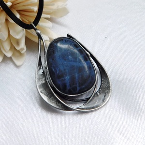 Szodalit medál, Ékszer, Nyaklánc, Medálos nyaklánc, Fémmegmunkálás, Ékszerkészítés, MESKA