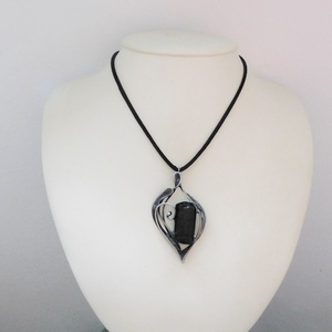 Nyers turmalin medál - ékszer - nyaklánc - medál - Meska.hu