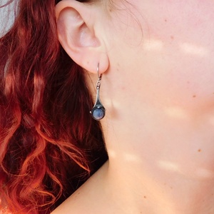 Szodalit fülbevaló - ékszer - fülbevaló - lógós kerek fülbevaló - Meska.hu