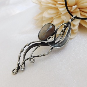 Holdkő medál - Meska.hu