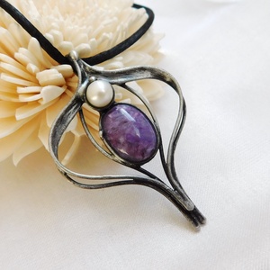 Csaroit medál folyami gyönggyel - Meska.hu