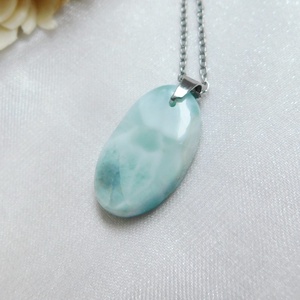 Larimár medál acél láncon - ékszer - nyaklánc - medál - Meska.hu