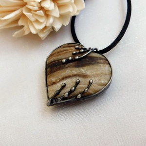 Aragonit szív medál  - ékszer - nyaklánc - medál - Meska.hu