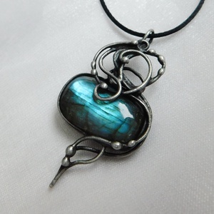 Labradorit medál - ékszer - nyaklánc - medálos nyaklánc - Meska.hu