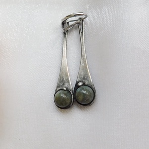 Labradorit fülbevaló - ékszer - fülbevaló - lógó fülbevaló - Meska.hu