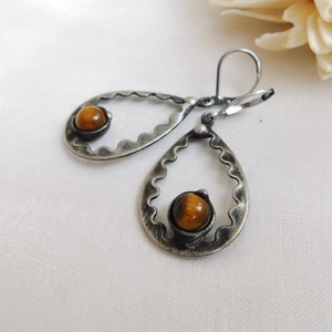 Tigrisszem fülbevaló - ékszer - fülbevaló - lógós kerek fülbevaló - Meska.hu