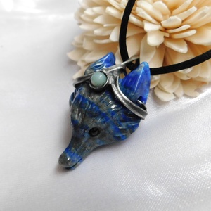 Lápisz farkas medál amazonittal - ékszer - nyaklánc - medál - Meska.hu