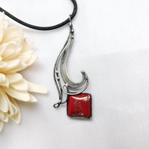 Vörös jáspis medál  - ékszer - nyaklánc - medálos nyaklánc - Meska.hu
