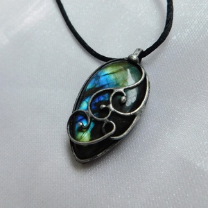 Labradorit medál - ékszer - nyaklánc - medálos nyaklánc - Meska.hu