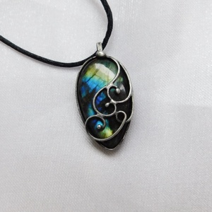 Labradorit medál - ékszer - nyaklánc - medálos nyaklánc - Meska.hu