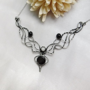 Hipersztén nyakék turmalinnal és holdkővel - ékszer - nyaklánc - medál - Meska.hu