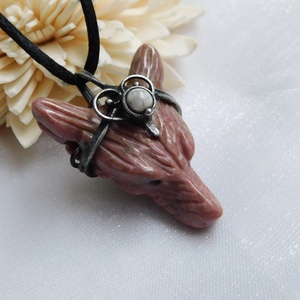 Rodonit farkas medál howlittal, Ékszer, Nyaklánc, Medál, Fémmegmunkálás, Ékszerkészítés, MESKA