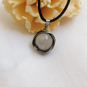 Mini rózsakvarc medál - ékszer - nyaklánc - medál - Meska.hu