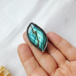 Labradorit bross / kitűző - ékszer - kitűző és bross - Meska.hu